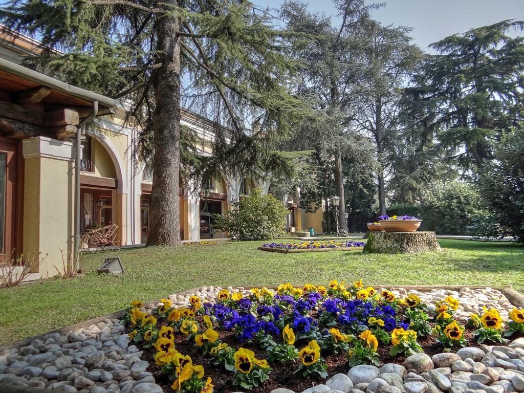 El Rustego Hotel Rubano Buitenkant foto