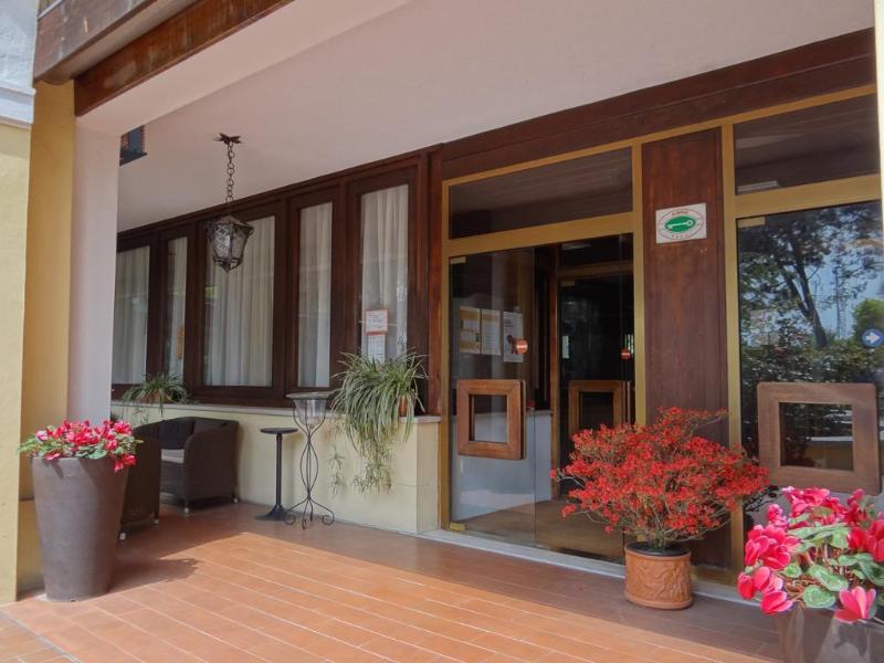 El Rustego Hotel Rubano Buitenkant foto