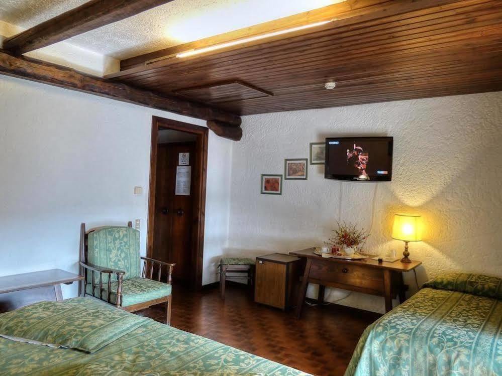 El Rustego Hotel Rubano Buitenkant foto