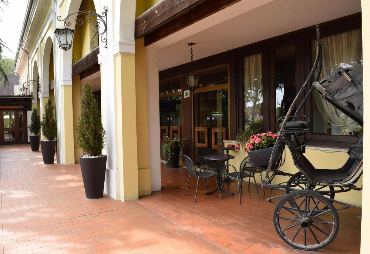 El Rustego Hotel Rubano Buitenkant foto